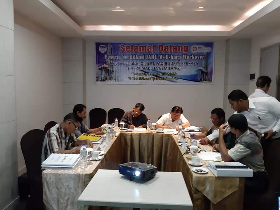 Kegiatan Perusahaan 11